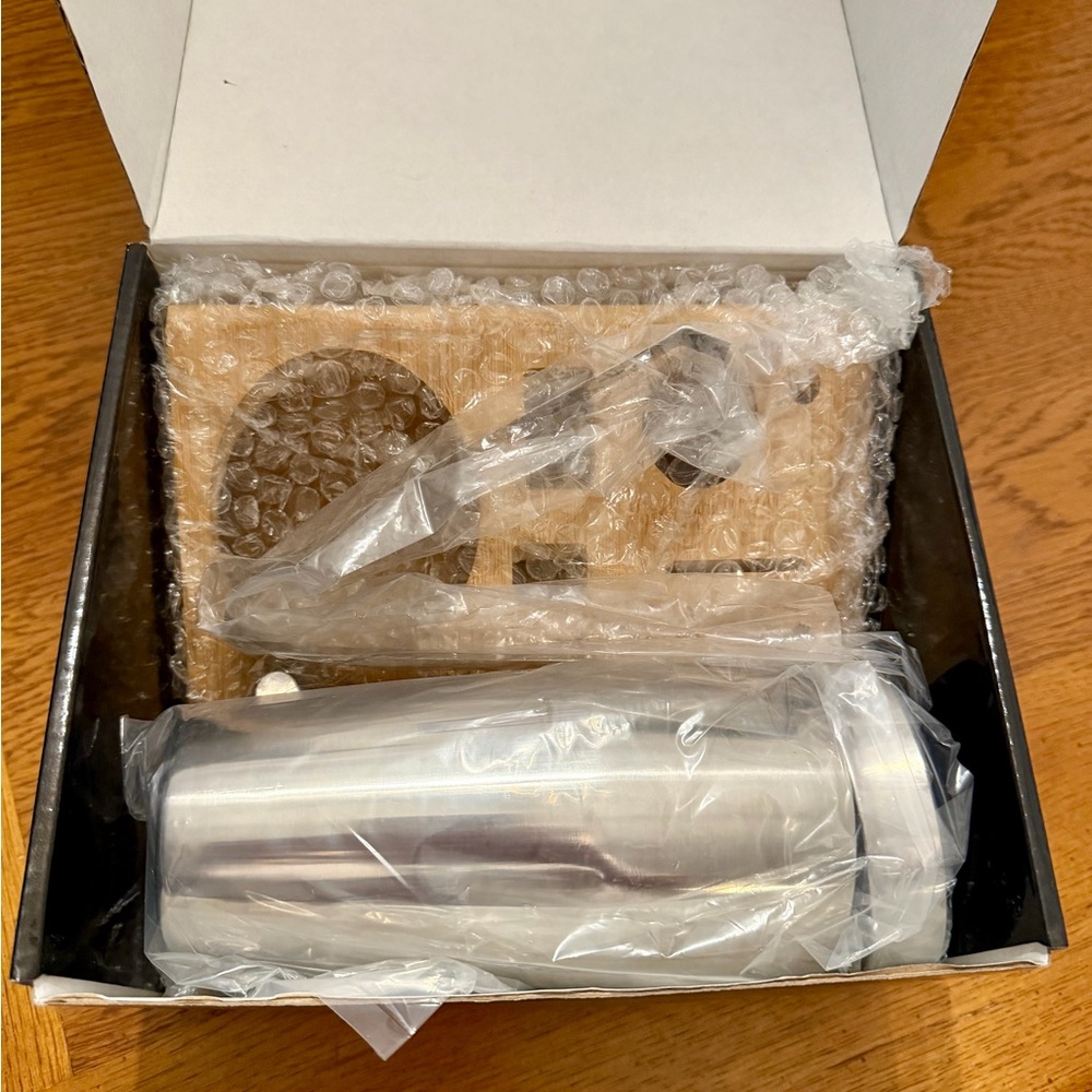 Best Friend Ever Gift Box - Picture 10 of 10